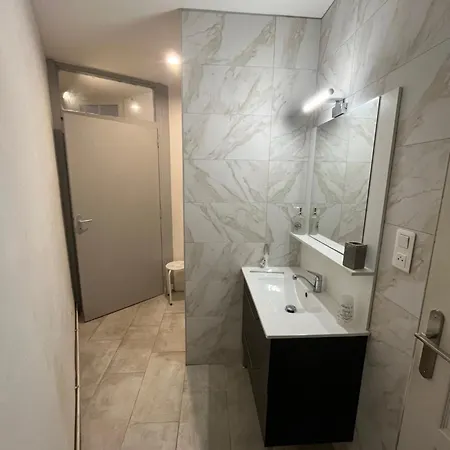 Grands Dans La Vieille Apartamento *